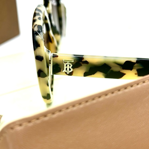 Burberry Charlotte 53mm Oversize Square Sunglasses - Picture 9 of 16